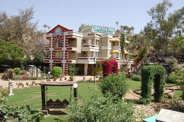 Chacha Inn 